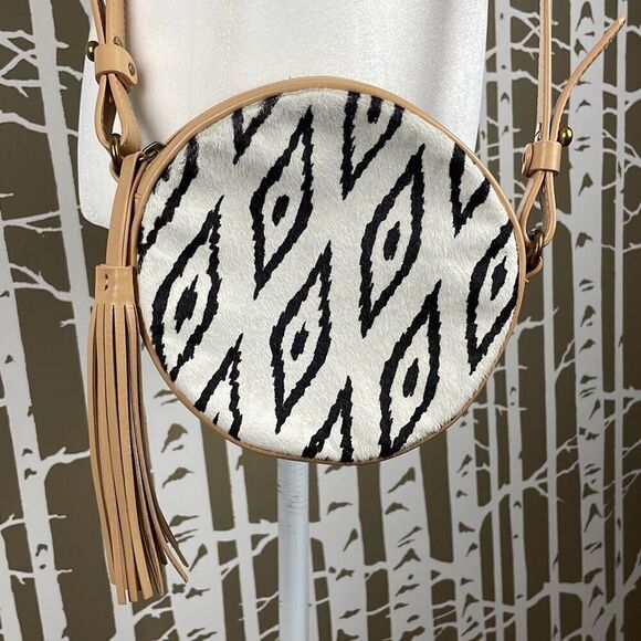 Cynthia Vincent Round Circular Ikat Print Hair Calf Leather Crossbody Bag - Picture 1 of 11